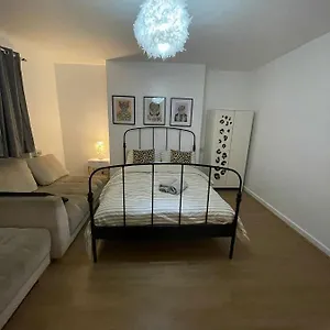  Apartment 4 Bedroom Guest In The Heart Of Shoreditch United Kingdom