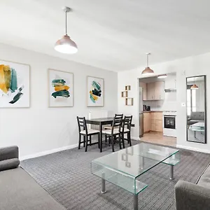  Apartment Docklands Cozy View United Kingdom